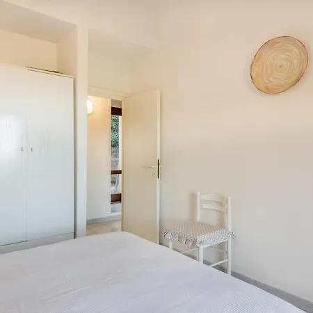 Ambra Villa