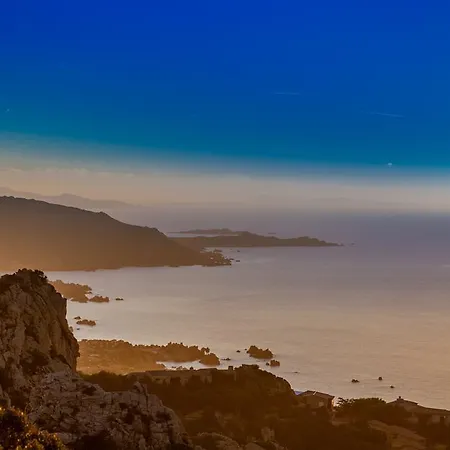 Ambra Costa Paradiso