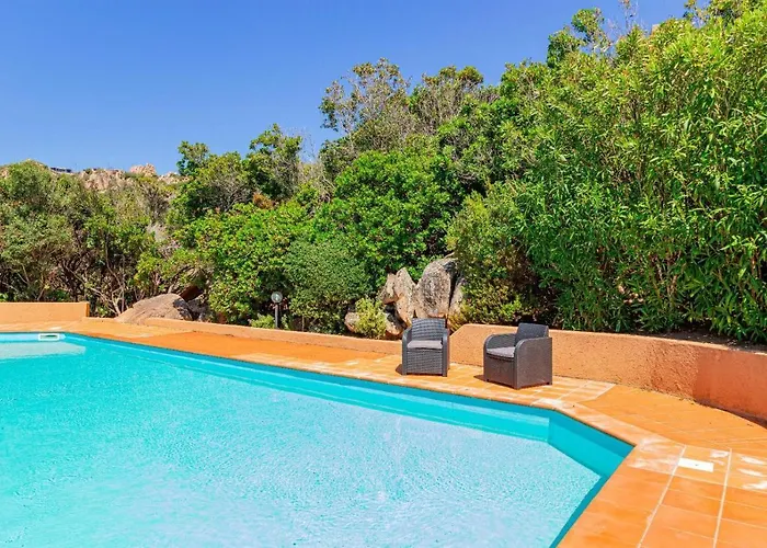 Ambra Costa Paradiso